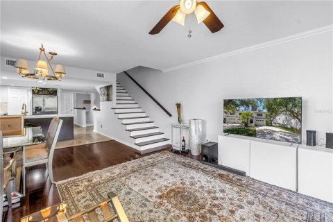 Adosado en alquiler en Seminole, Florida, 3 dormitorios, 201.97 m2 № 1785065 - foto 12