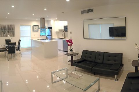 Condo in Sunny Isles Beach, Florida, 2 bedrooms  № 1867751 - photo 21