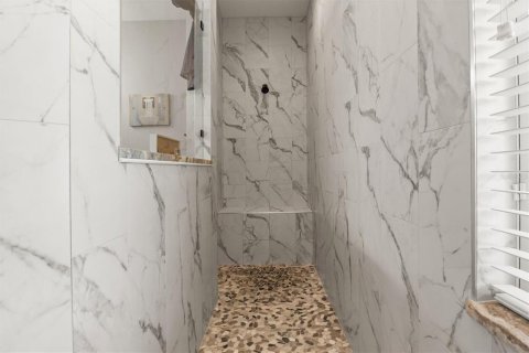 Купить виллу или дом в Оберндейл, Флорида 12 комнат, 208.84м2, № 1796806 - фото 24