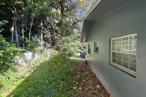 Propiedad comercial en venta en Fort Lauderdale, Florida, 234.58 m2 № 1972793 - foto 11