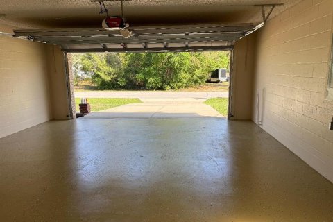 Casa en venta en Spring Hill, Florida, 3 dormitorios, 183.57 m2 № 1617839 - foto 4