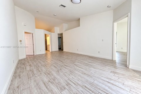 Touwnhouse à Cutler Bay, Floride 2 chambres, 108.88 m2 № 2435412
