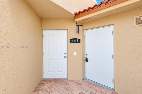 Touwnhouse à louer à Cutler Bay, Floride: 2 chambres, 108.88 m2 № 2435412 - photo 14
