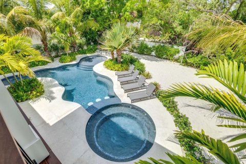 Villa ou maison à vendre à Anna Maria, Floride: 9 chambres, 394.28 m2 № 1541043 - photo 20