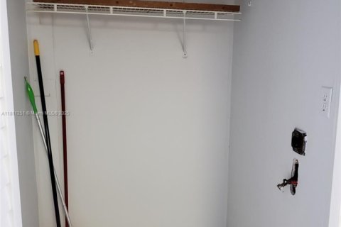 Купить кондоминиум в Майами, Флорида 3 спальни, 112.04м2, № 1960393 - фото 23