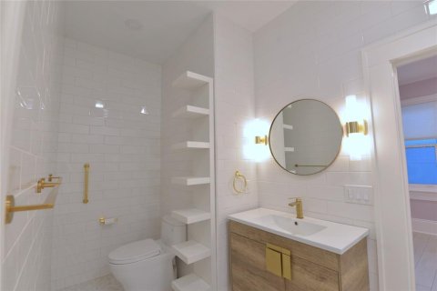 Villa ou maison à vendre à Bradenton, Floride: 2 chambres, 114.36 m2 № 2117125 - photo 19