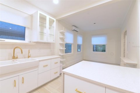 Villa ou maison à vendre à Bradenton, Floride: 2 chambres, 114.36 m2 № 2117125 - photo 14