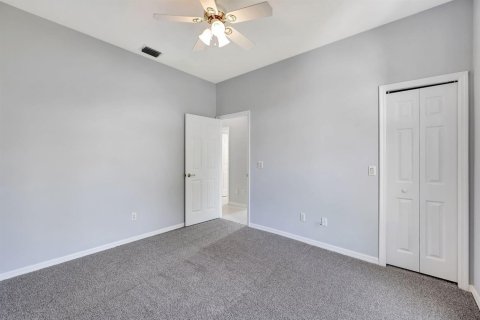 House in Port St. Lucie, Florida 3 bedrooms, 185.8 sq.m. № 2086487 - photo 29