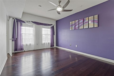 Condo in Tampa, Florida, 2 bedrooms  № 1826411 - photo 24