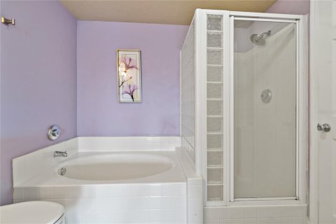 Condo in Tampa, Florida, 2 bedrooms  № 1826411 - photo 27