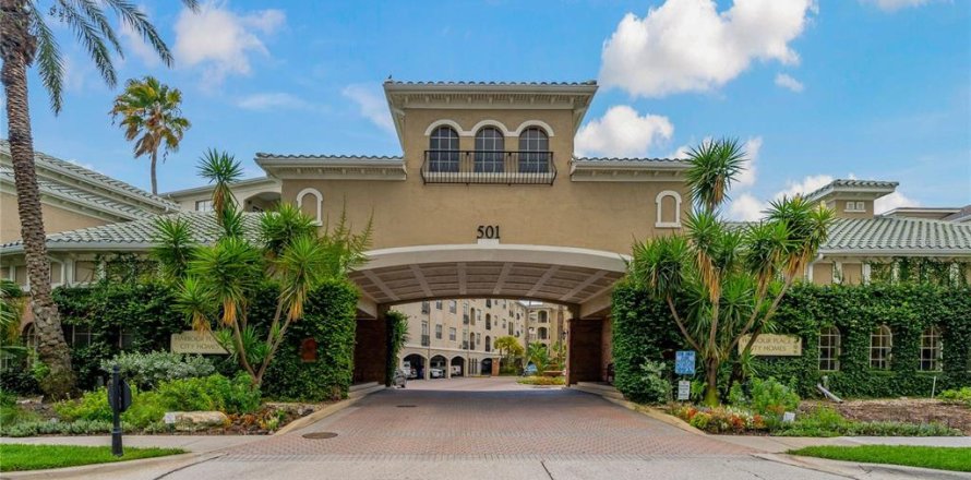 Condo in Tampa, Florida, 2 bedrooms  № 1826411