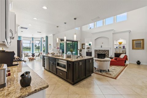 House in Palm Coast, Florida 3 bedrooms, 269.7 sq.m. № 1908814 - photo 13