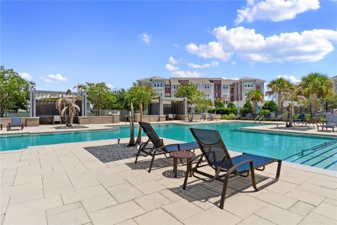 Condo in Orlando, Florida, 2 bedrooms № 2304364 - photo 16