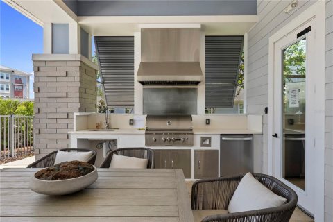 Condo in Orlando, Florida, 2 bedrooms № 2304364 - photo 14