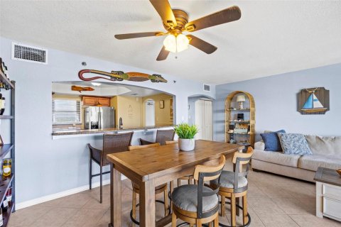 Condo in St. Lucie, Florida, 3 bedrooms  № 2088132 - photo 8