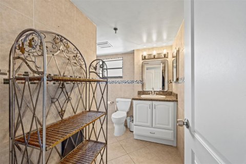 Condo in St. Lucie, Florida, 3 bedrooms  № 2088132 - photo 19