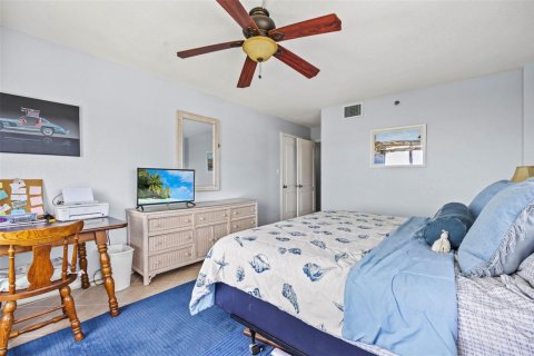 Condo in St. Lucie, Florida, 3 bedrooms  № 2088132 - photo 18