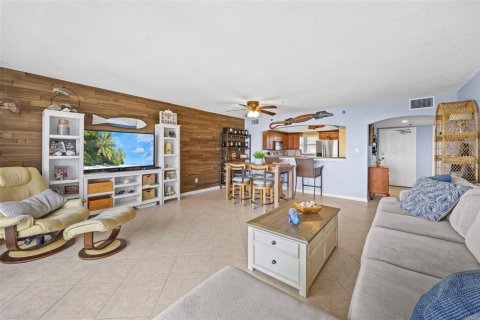 Condo in St. Lucie, Florida, 3 bedrooms  № 2088132 - photo 13