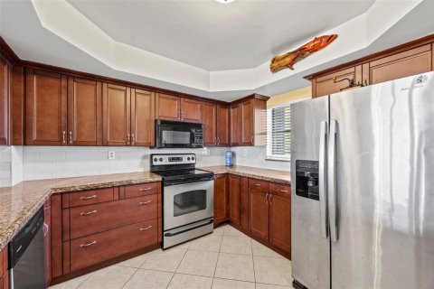 Condo in St. Lucie, Florida, 3 bedrooms  № 2088132 - photo 11