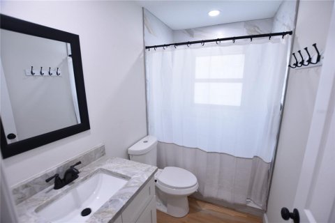 Villa ou maison à louer à Sarasota, Floride: 1 chambre, 73.21 m2 № 2385638 - photo 14