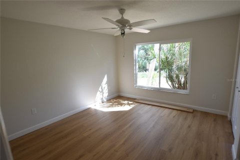 Villa ou maison à louer à Sarasota, Floride: 1 chambre, 73.21 m2 № 2385638 - photo 7