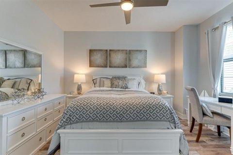House in LAKEWOOD NATIONAL in Lakewood Ranch, Florida 3 bedrooms, 171.87 sq.m. № 227688 - photo 17