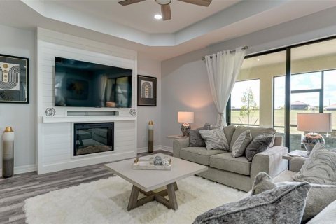 House in LAKEWOOD NATIONAL in Lakewood Ranch, Florida 3 bedrooms, 171.87 sq.m. № 227688 - photo 23