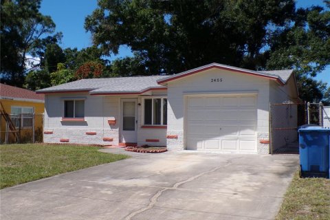 House in Saint Petersburg, Florida 4 bedrooms, 103.96 sq.m. № 2377951 - photo 17