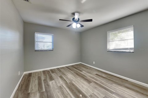 Casa en alquiler en Tampa, Florida, 3 dormitorios, 106.28 m2 № 1740305 - foto 11