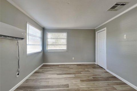 Villa ou maison à louer à Tampa, Floride: 3 chambres, 106.28 m2 № 1740305 - photo 5