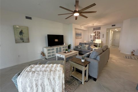 Touwnhouse à louer à Punta Gorda, Floride: 3 chambres, 196.02 m2 № 1894497 - photo 9