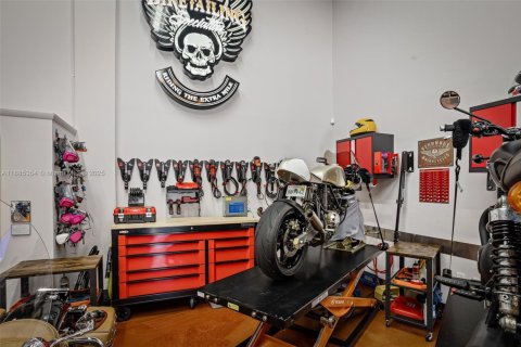 Immobilier commercial à vendre à Miami, Floride № 1931573 - photo 25