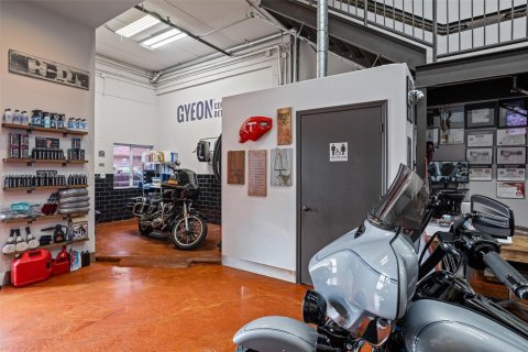 Immobilier commercial à vendre à Miami, Floride № 1931573 - photo 19