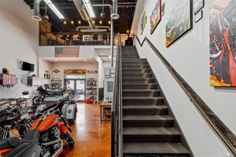 Immobilier commercial à vendre à Miami, Floride № 1931573 - photo 13