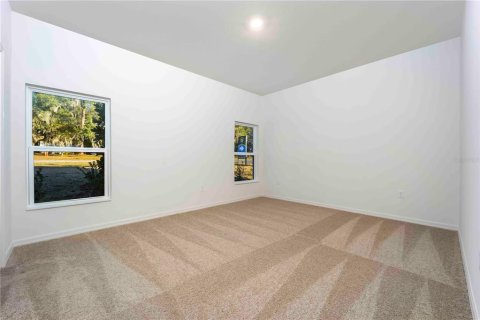 House in Astatula, Florida 5 bedrooms, 228.63 sq.m. № 1522803 - photo 10