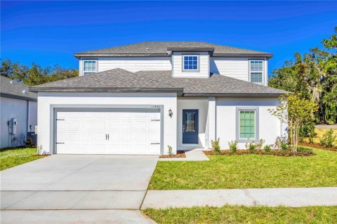 House in Astatula, Florida 5 bedrooms, 228.63 sq.m. № 1522803 - photo 1