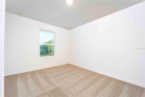 House in Astatula, Florida 5 bedrooms, 228.63 sq.m. № 1522803 - photo 20