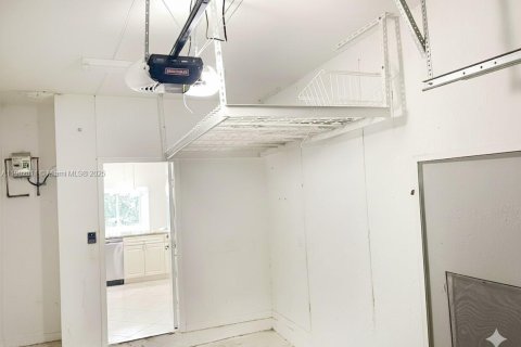 Townhouse in Miramar, Florida 3 bedrooms, 148.74 sq.m. № 1954081 - photo 10