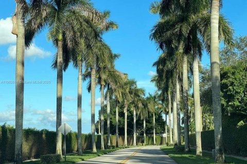 Townhouse in Miramar, Florida 3 bedrooms, 148.74 sq.m. № 1954081 - photo 2