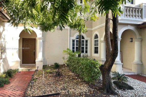 Townhouse in Miramar, Florida 3 bedrooms, 148.74 sq.m. № 1954081 - photo 8