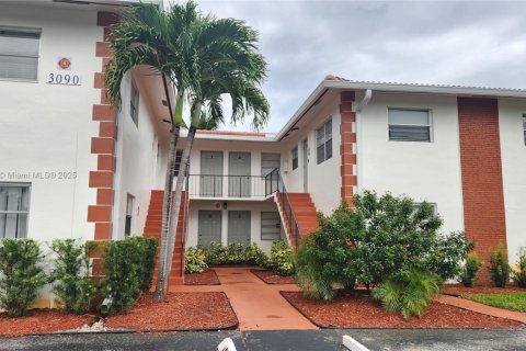 Copropriété à louer à Coral Springs, Floride: 2 chambres № 1966353 - photo 15