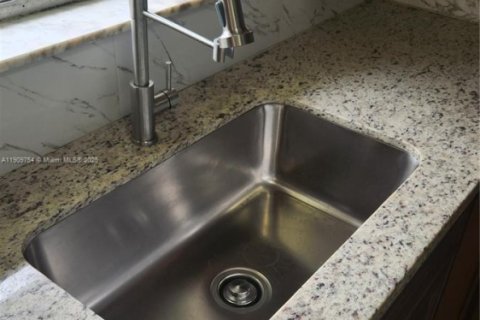 Copropriété à louer à Coral Springs, Floride: 2 chambres № 1966353 - photo 9