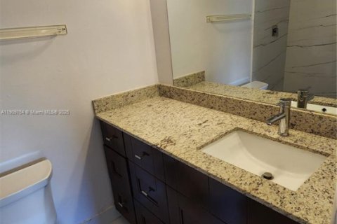 Copropriété à louer à Coral Springs, Floride: 2 chambres № 1966353 - photo 13