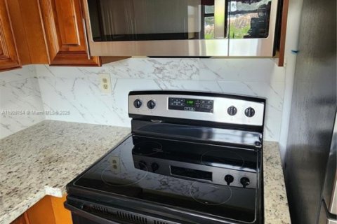 Copropriété à louer à Coral Springs, Floride: 2 chambres № 1966353 - photo 8