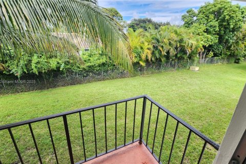 Copropriété à louer à Coral Springs, Floride: 2 chambres № 1966353 - photo 4