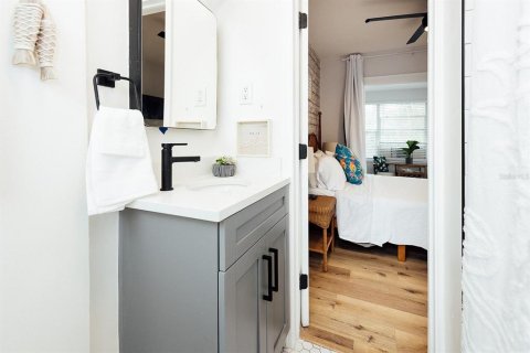Apartamento en alquiler en Saint Petersburg, Florida, 1 dormitorio, 55.74 m2 № 1853785 - foto 21