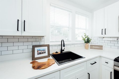 Apartamento en alquiler en Saint Petersburg, Florida, 1 dormitorio, 55.74 m2 № 1853785 - foto 9