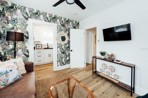 Apartamento en alquiler en Saint Petersburg, Florida, 1 dormitorio, 55.74 m2 № 1853785 - foto 5