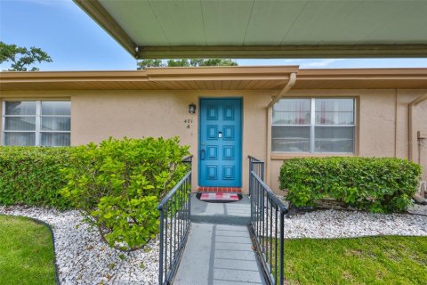 Condo in Sun City Center, Florida, 2 bedrooms  № 1837771 - photo 2