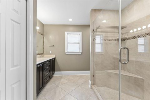 House in Tampa, Florida 3 bedrooms, 130.06 sq.m. № 2235400 - photo 25